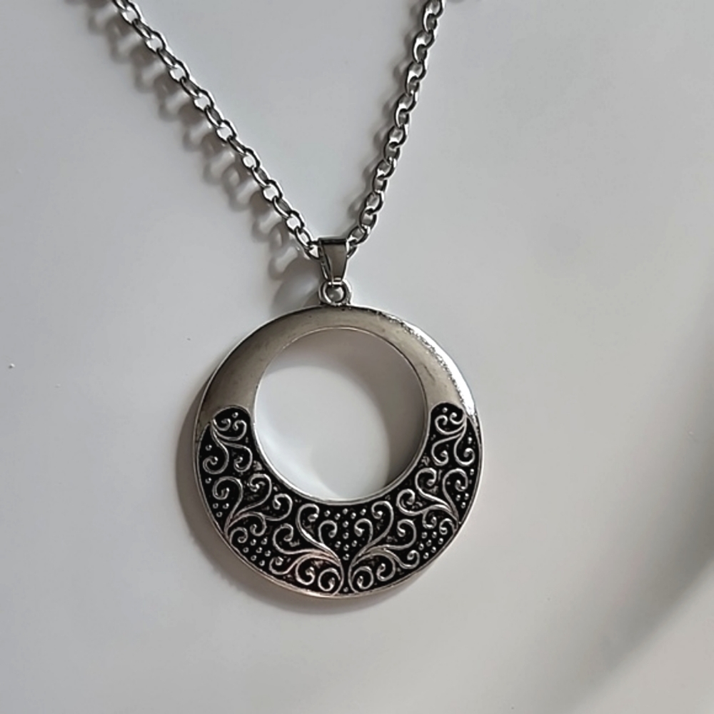 Boho Disc Tribal Necklace 16 inch Chain NP